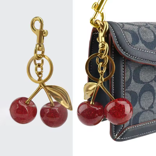 Porte-clés pendentif de sac à main à breloque cerise pour femmes, exquis, célèbre sur Internet, accessoires de sac cerise en cristal, pendentif de haute qualité