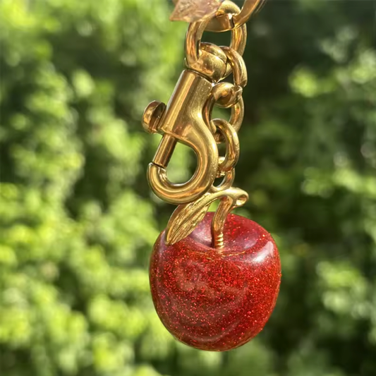 Porte-clés pendentif de sac à main à breloque cerise pour femmes, exquis, célèbre sur Internet, accessoires de sac cerise en cristal, pendentif de haute qualité